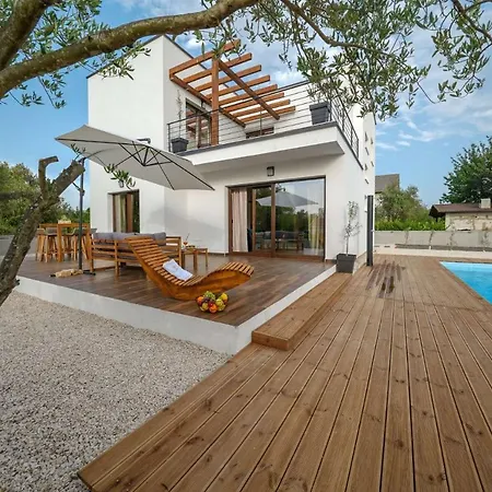 Villa Suncica With Pool And Jacuzz 62 * Sukošan